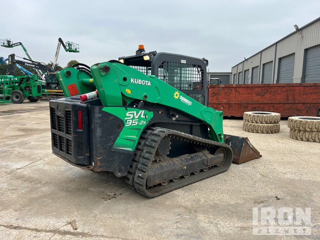 MINI CARGADOR SOBRE ORUGAS 2019 KUBOTA SVL952S