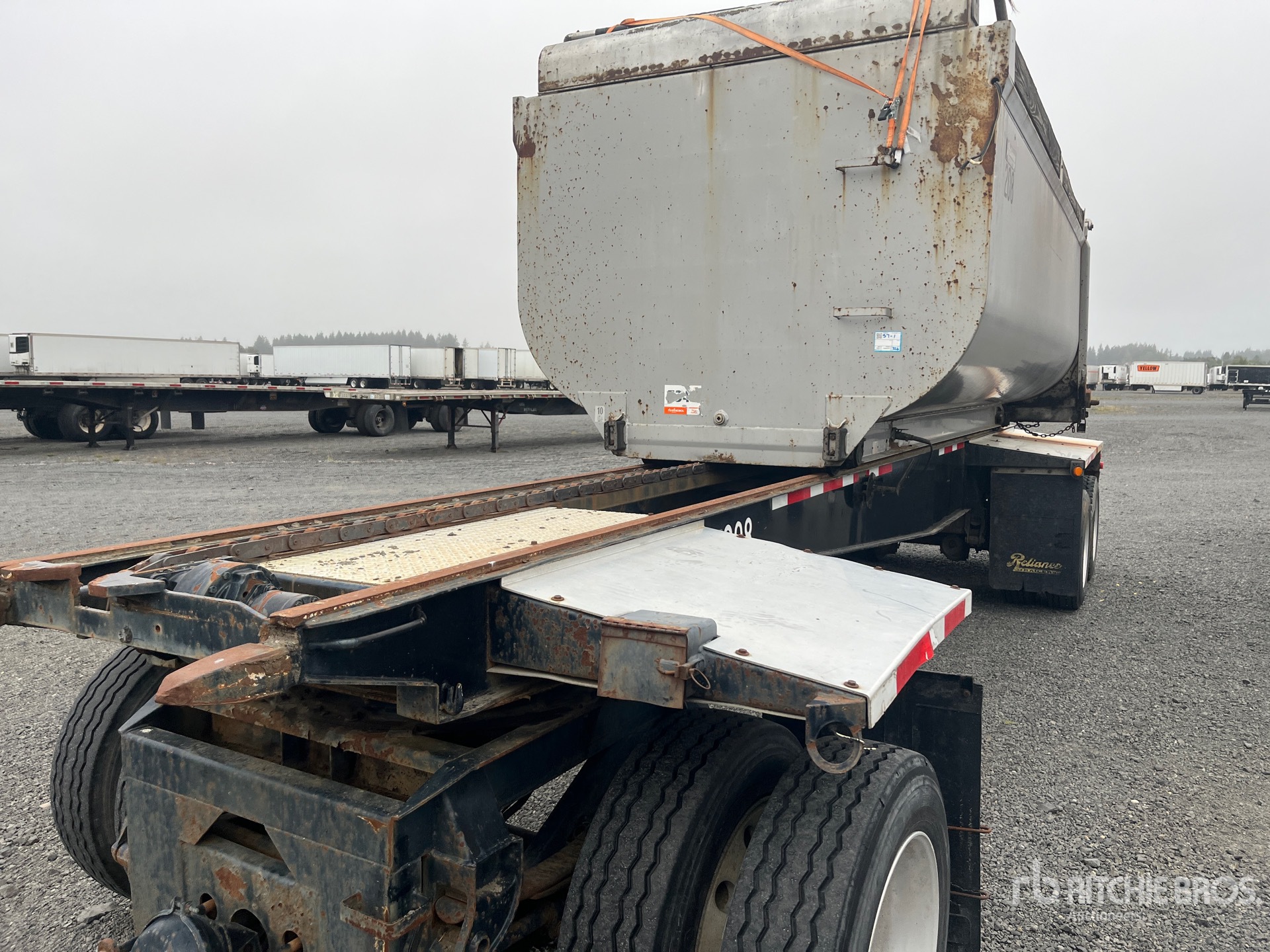 2006 Reliance Tri/A Turntable Sliding Transfer Trailer