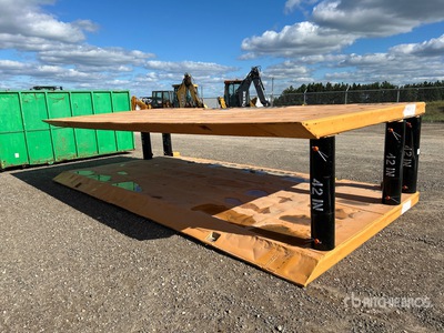 20' x 10' Trench box with spreaders