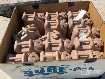 (14) Plastic Water Cans