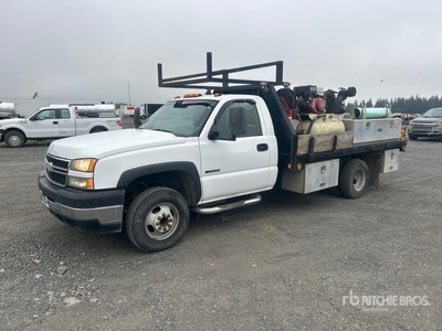 2006 Chevrolet Silverado 3500 4x2 Table Top Truck