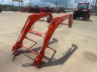 Kubota LA526 Front Loader Attachment
