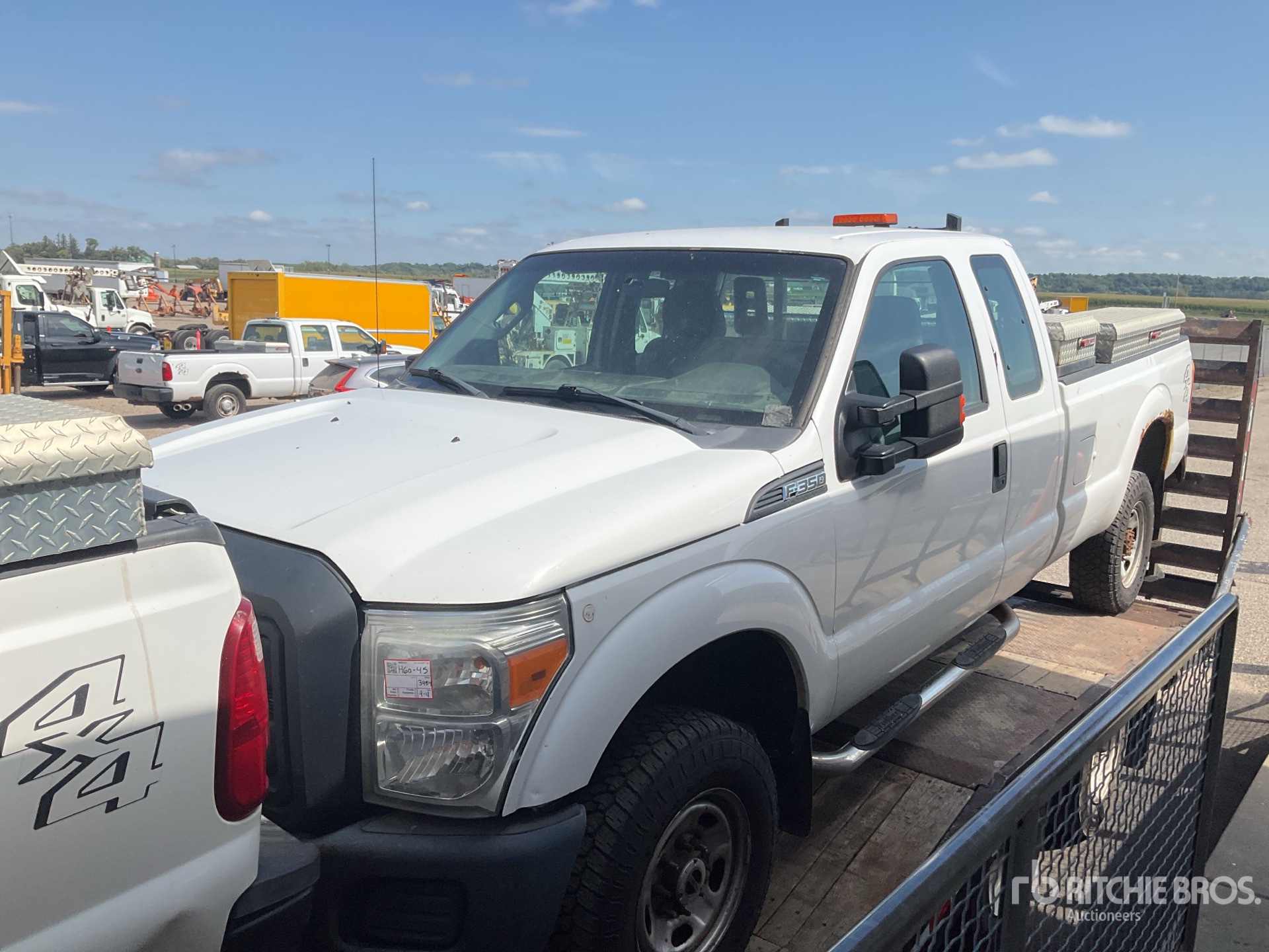 2015 Ford F-350 4x4 Extended Cab بيك اب