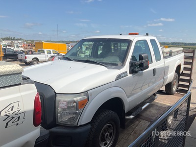 2015 Ford F-350 4x4 Extended Cab بيك اب