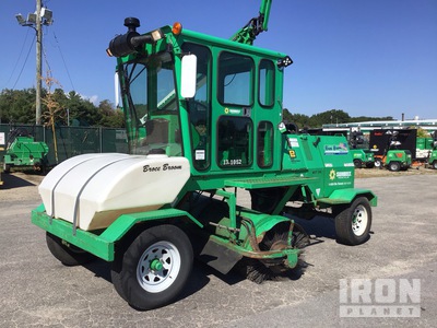 2018 Broce RCT350 Self-Propelled Broom