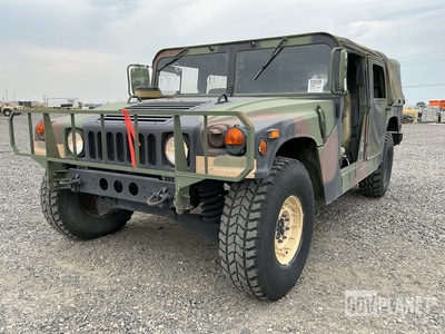 1994 AM General M1097R1 HMMWV 4 Door Soft Top w/Truck Body