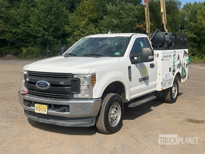 2019 Ford F-250 4x4 Service Truck