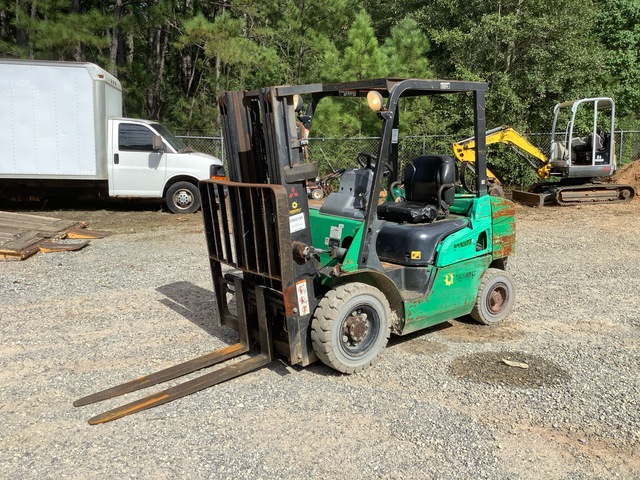 2012 Mitsubishi FG25N