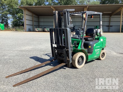 2016 Mitsubishi FG25N 4500 lb Pneumatic Tire Gabelstapler