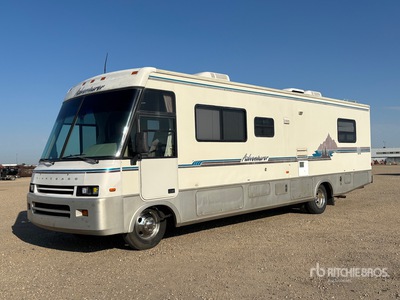 1994 Winnebago WCG34RA Motor Home