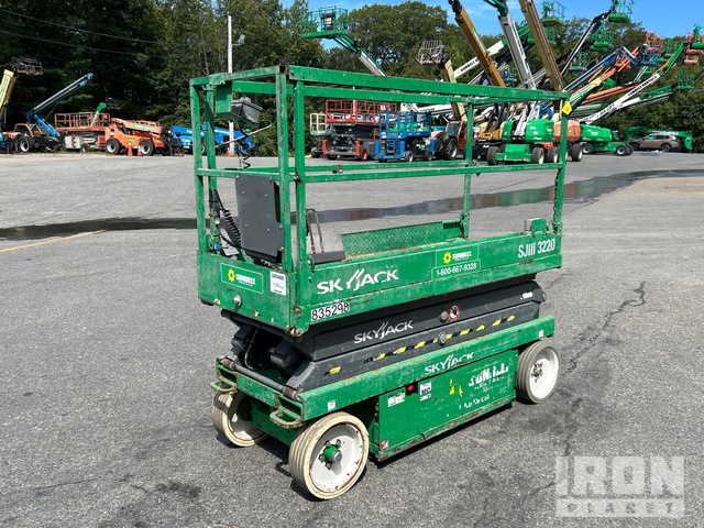 ELEVADOR TIJERA 2016 SKYJACK SJIII3220