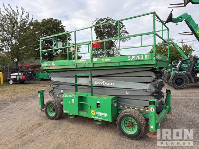 ELEVADOR TIJERA 2015 SKYJACK SJ9250RT