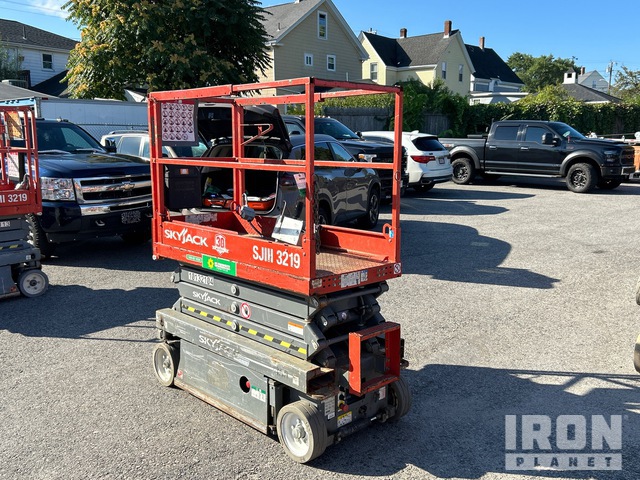 ELEVADOR TIJERA 2015 SKYJACK SJIII3219