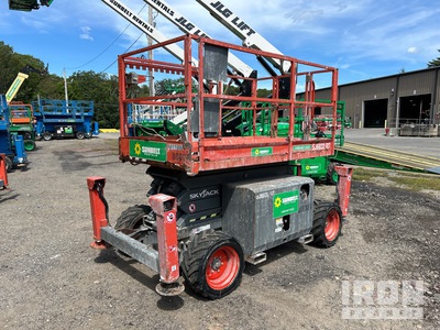 2016 Skyjack SJ6832RT Diesel 4x4 Scissor Lift