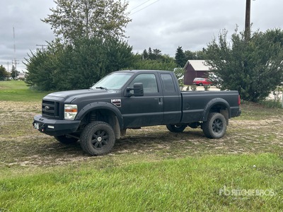 2008 Ford F-350 XLT 4x4 Extended Cab Pickup