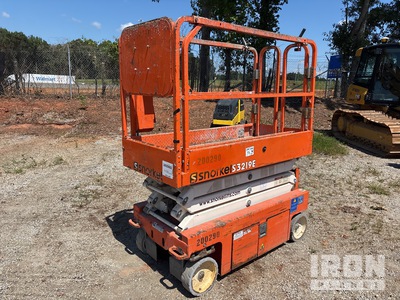 2018 Snorkel S3219E Electric Scissor Lift