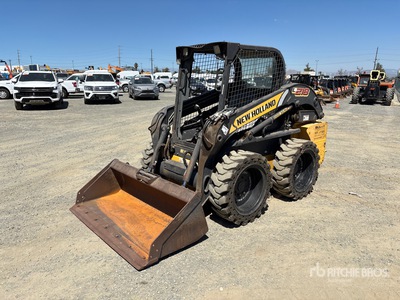 2016 New Holland L218 Ładowarka o sterowaniu burtowym