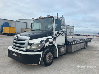 2015 Hino 268 4x2 Rollback Truck