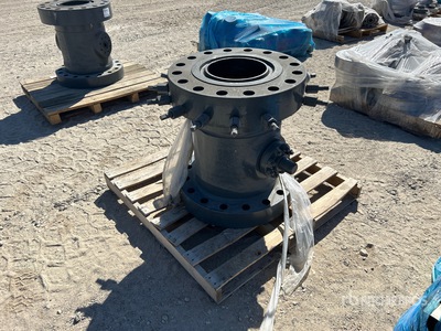 OCT C-22-L 13 5/8" 5M X 11" 10M W/ 9 5/8" 00 BOTTOM (Unused)