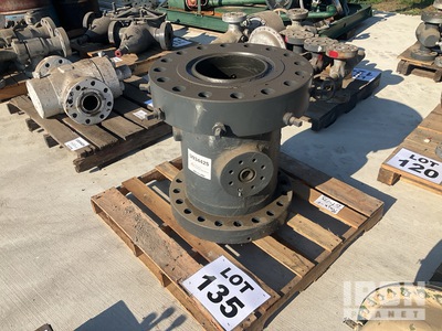 OCT C-22-L 13 5/8" 3M X 11" 10M W/ 9 5/8" 00 BOTTOM Equipo de taller de maquinas para yacimientos petroliferos (Unused)