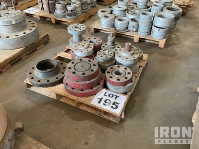 Quantity of Drilling Spools & Flanges Equipo de taller de maquinas para yacimientos petroliferos