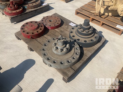 Quantity of Drilling Spools and Flanges Equipo de taller de maquinas para yacimientos petroliferos