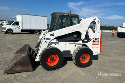 2005 Bobcat S250 Ładowarka o sterowaniu burtowym