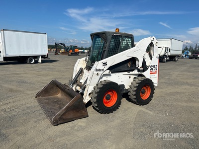 2005 Bobcat S250 Minicargadora