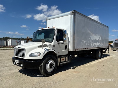 2018 Freightliner M2106 4x2 Camion fourgon