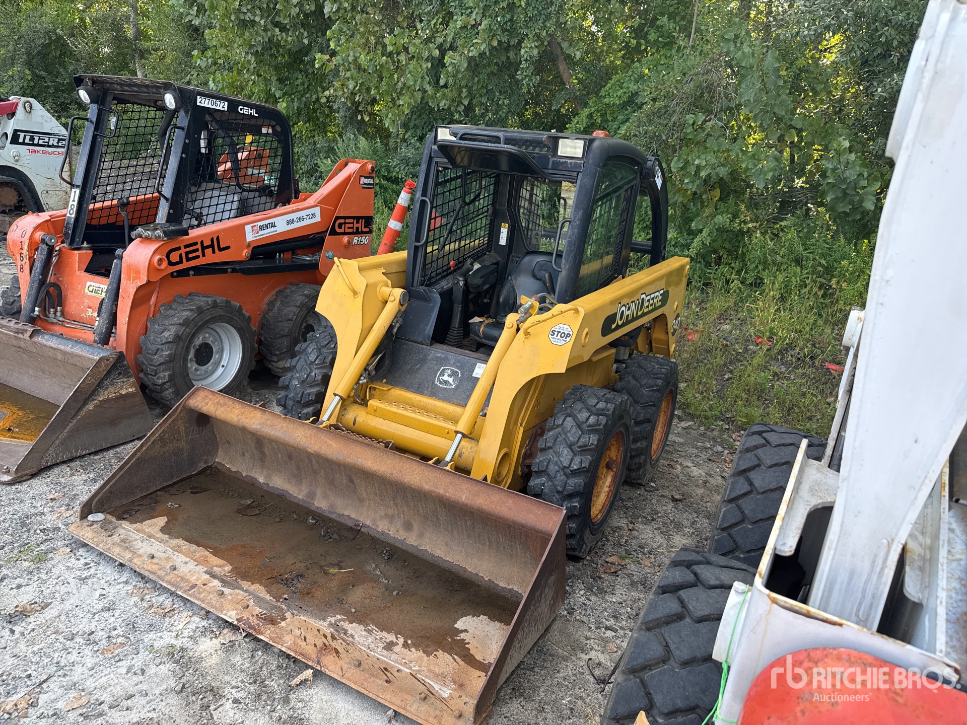 2008 John Deere 240 Skid Steer Loader (Inoperable)