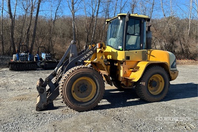 2006 Volvo L45B Chargeuse sur pneus