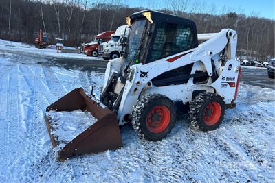 2018 Bobcat S650 Two-Speed Mini pala