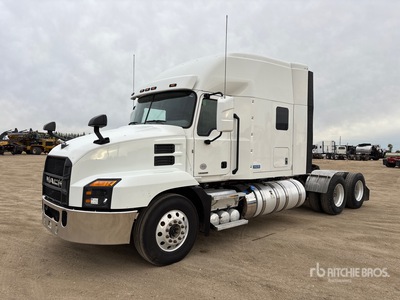 2019 Mack AN64T Anthem 6x4 3- Achs Sattelzugmaschine mit Schlafkabine