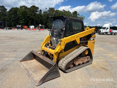 2018 Cat 249D Compact Track Loader