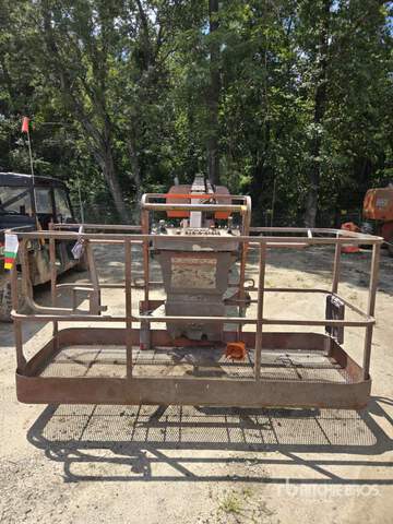 ELEVADOR TELESCóPICO 2015 JLG 660SJ