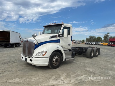 2018 Kenworth T680 6x4 Fahrgestell