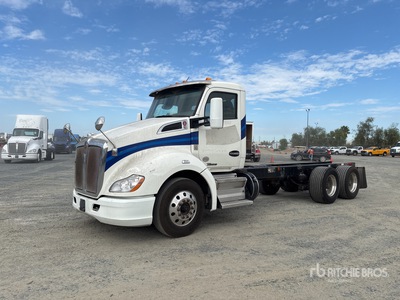 2018 Kenworth T680 6x4 Fahrgestell