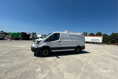 2017 Ford Transit 150 Bestelwagen
