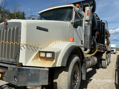 2013 Kenworth T800 Camion-citerne à vide (Inoperable)