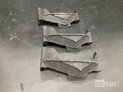 (43) 12601793 Vehicular Brackets