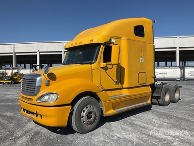 2014 Freightliner CL120 6x4 Tractocamion con Dormitorio / Sleeper Truck Tractor