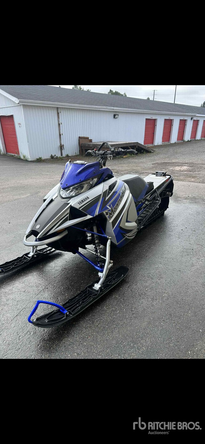 Yamaha Mountain Max Snowmobile