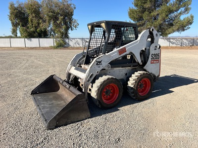 2012 Bobcat S205 Two-Speed Chargeuse à direction à glissement