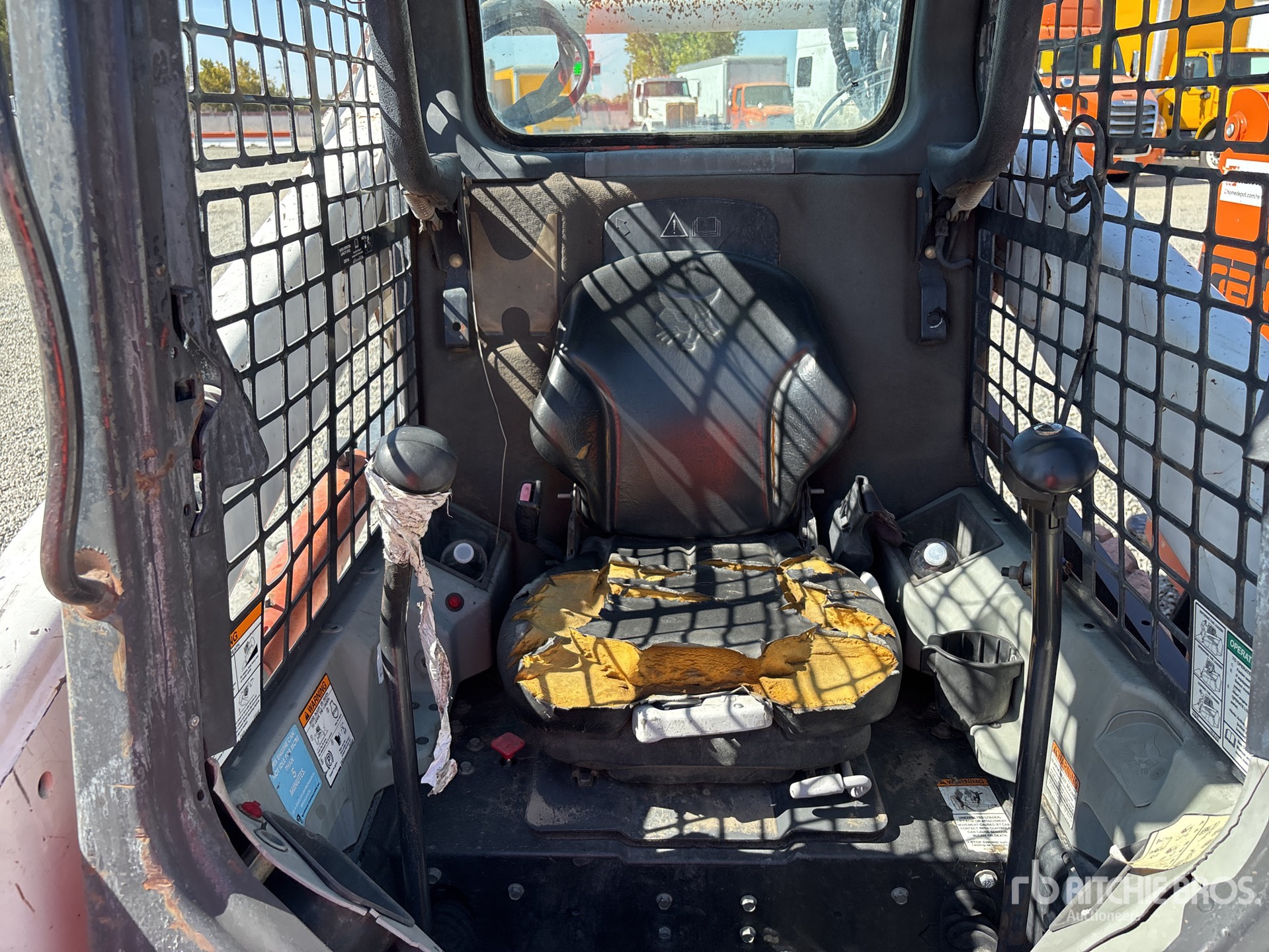 2013 Bobcat S750 Chargeuse à direction à glissement