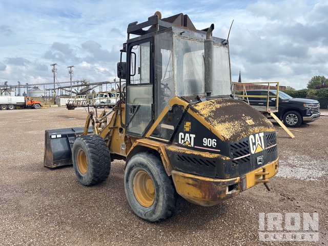 CARGADOR FRONTAL CATERPILLAR 906