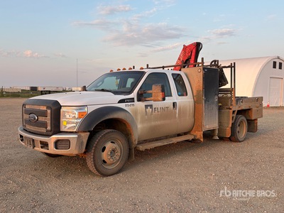 Fassi F65A.024 2072 lb Knuckle Boom on 2015 Ford F-550 XL 4x4 Extended Cab Boom Truck