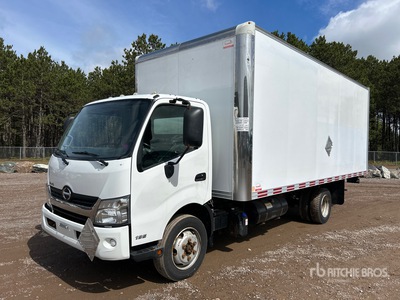2018 Hino 195 4x2 COE Furgoneta caja cerrada