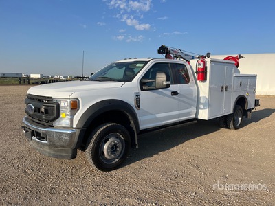 2022 Ford F-550 XL 4x4 Extended Cab Ciężarówka serwisowa