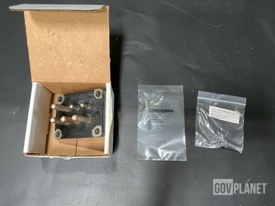 (2,454) Machine Screws, (90) Pin-Rivets, (6) Connectors & Assorted Items