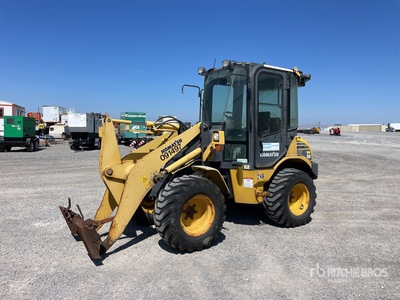 2011 Komatsu WA-50 Pala cargadora